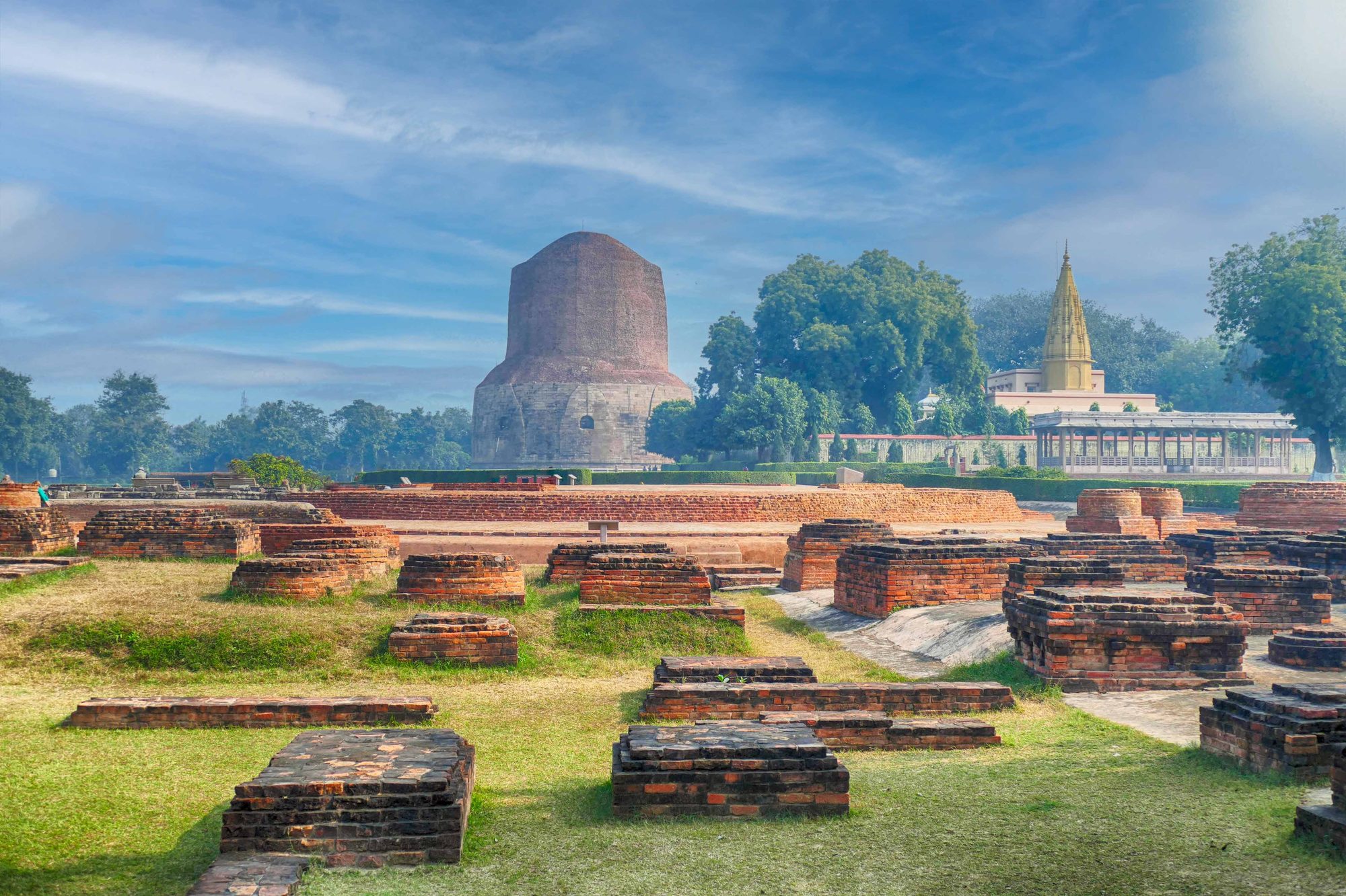 Ancient Archaeological Site With Stupa And Temple — Uttar Pradesh