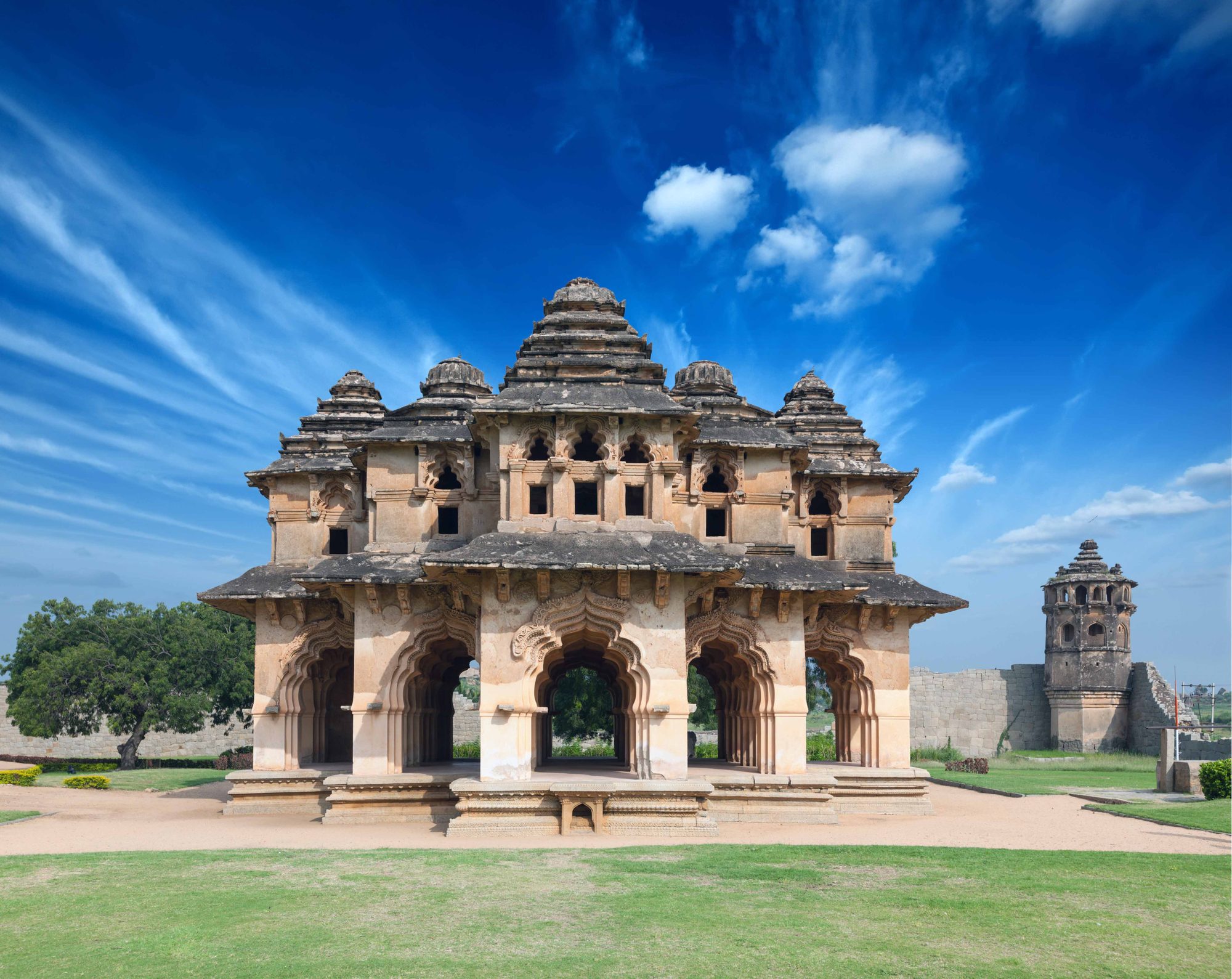 Lotus Mahal, Day — Southern Trader