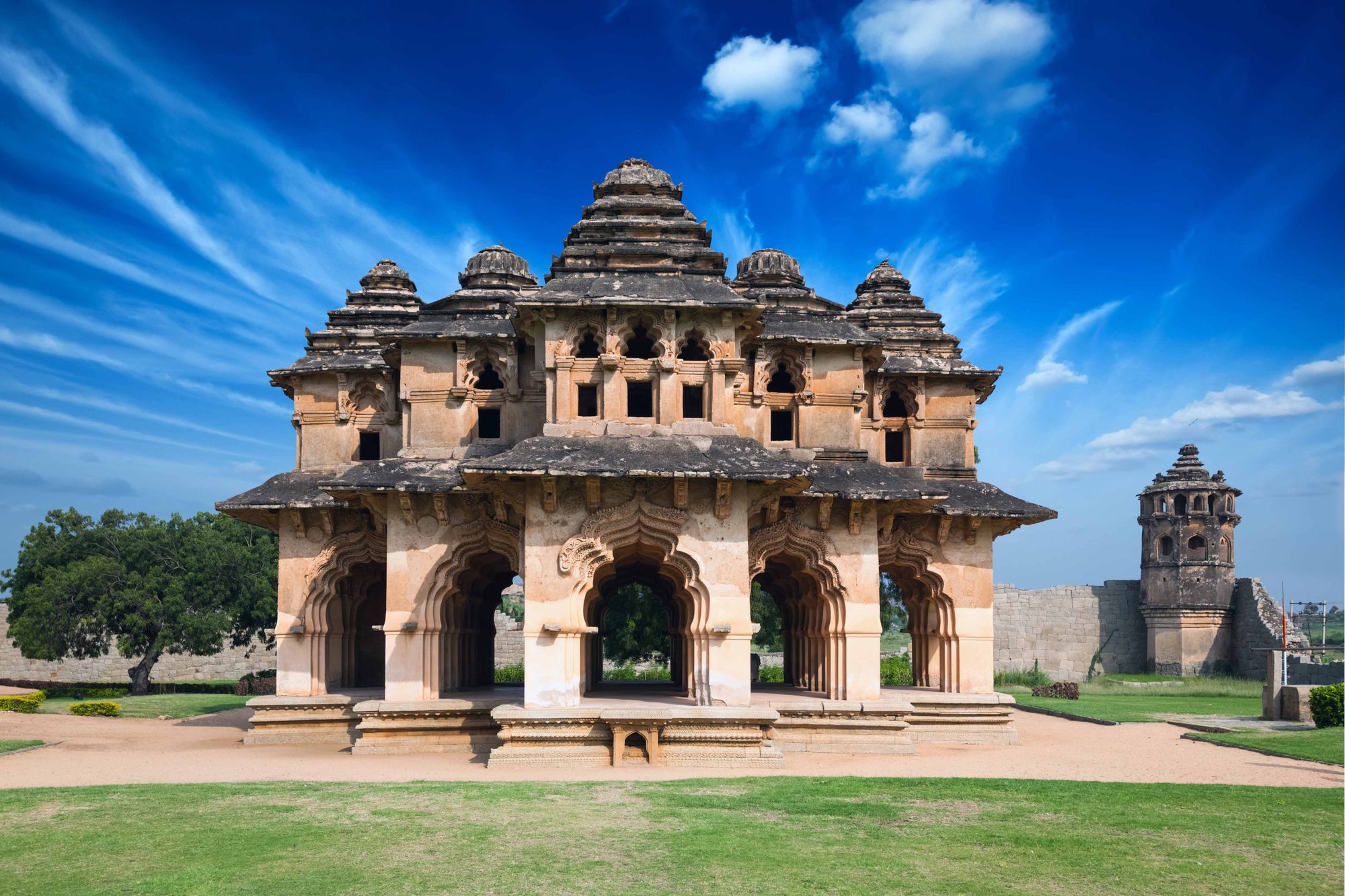 Lotus Mahal, Blue Sky — Southern Trader